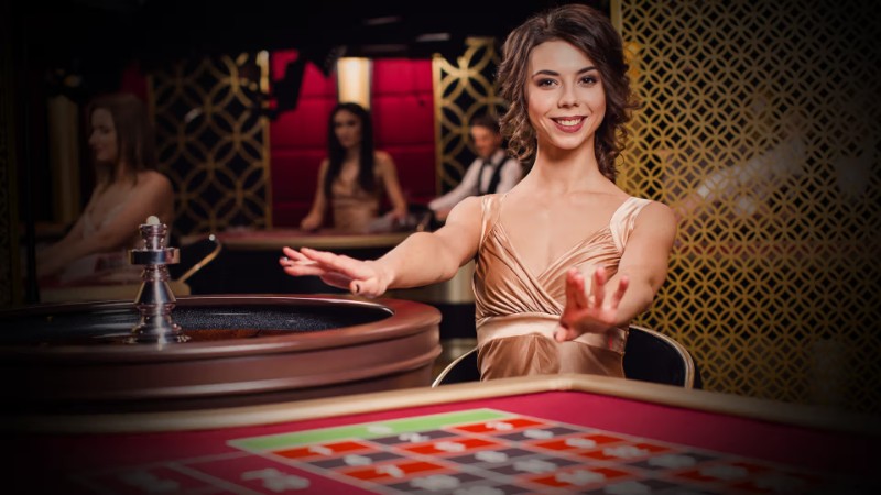 999bet casino - Sảnh casino trực tuyến hấp dẫn với dealer xinh đẹp