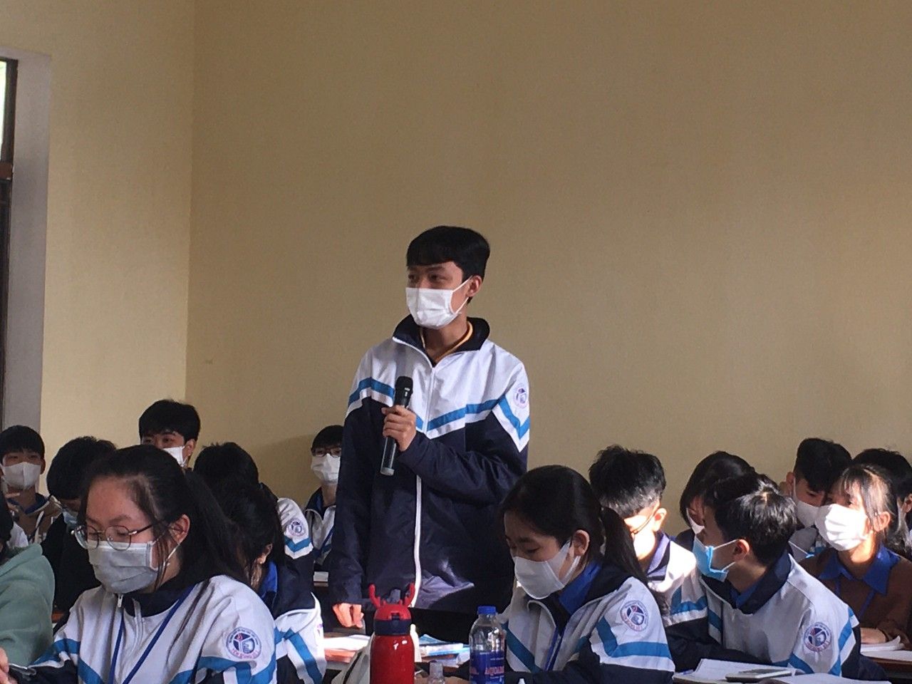 Tình yêu học đường là gì - Khám Phá Những Góc Khuất Thú Vị