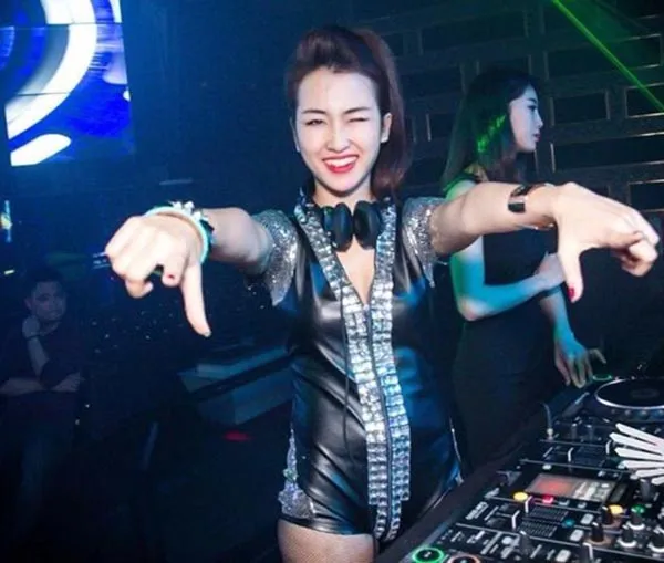 Trang Moon với phong cách độc đáo của mình