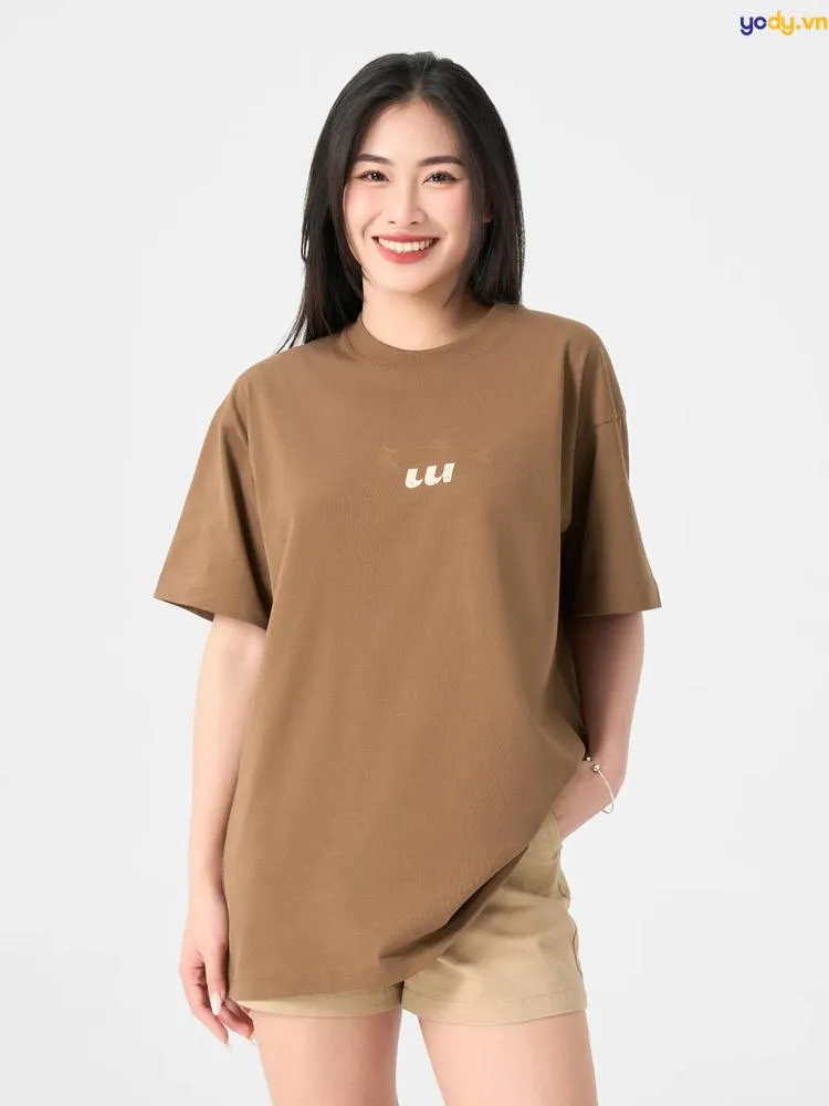 Người sinh năm Nhâm Tuất 1922 thuộc mệnh Thủy, do đó không hợp với màu nâu